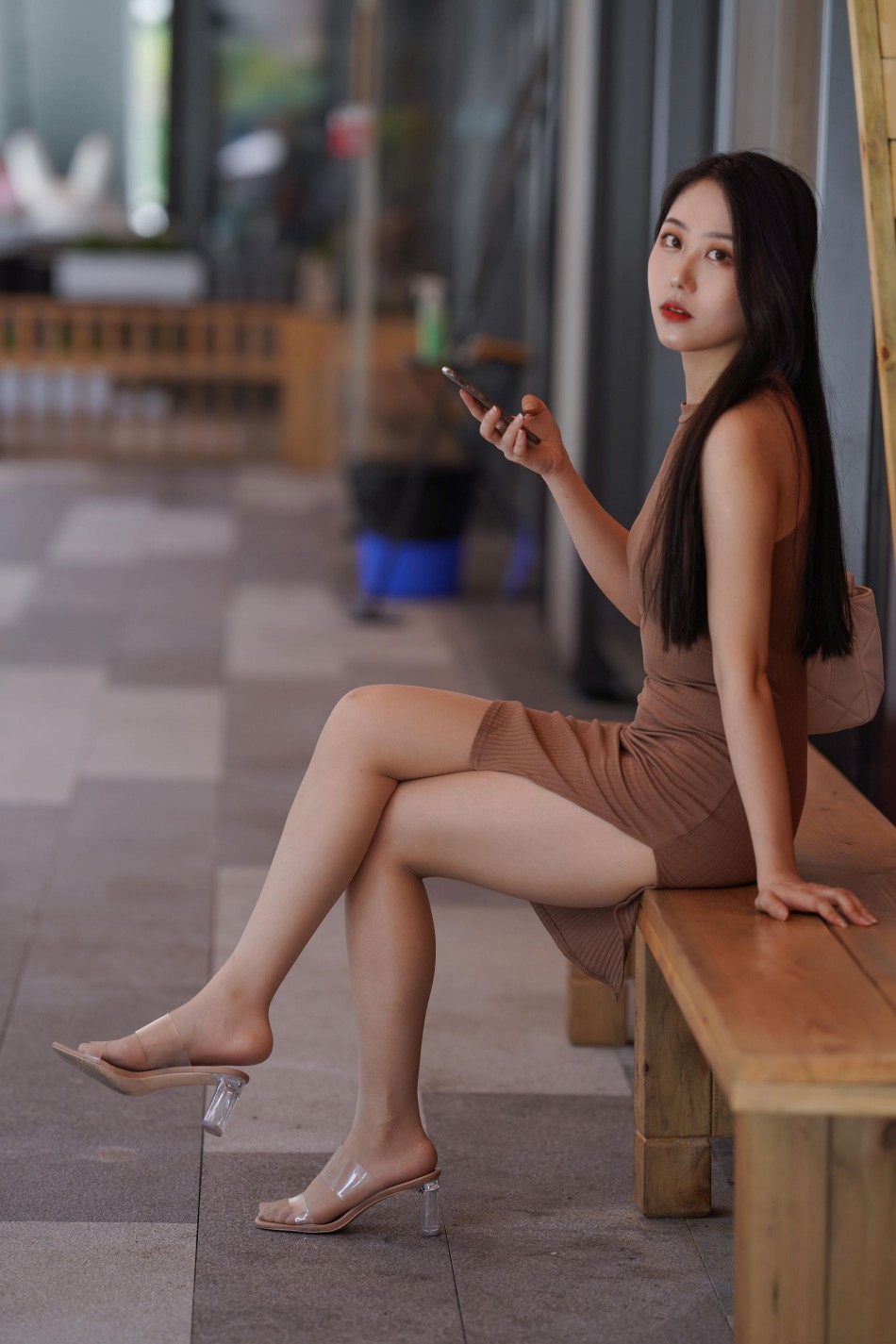 图片[5]-超有女人味的姑娘短裙逛街【400P】00049-探姐姐