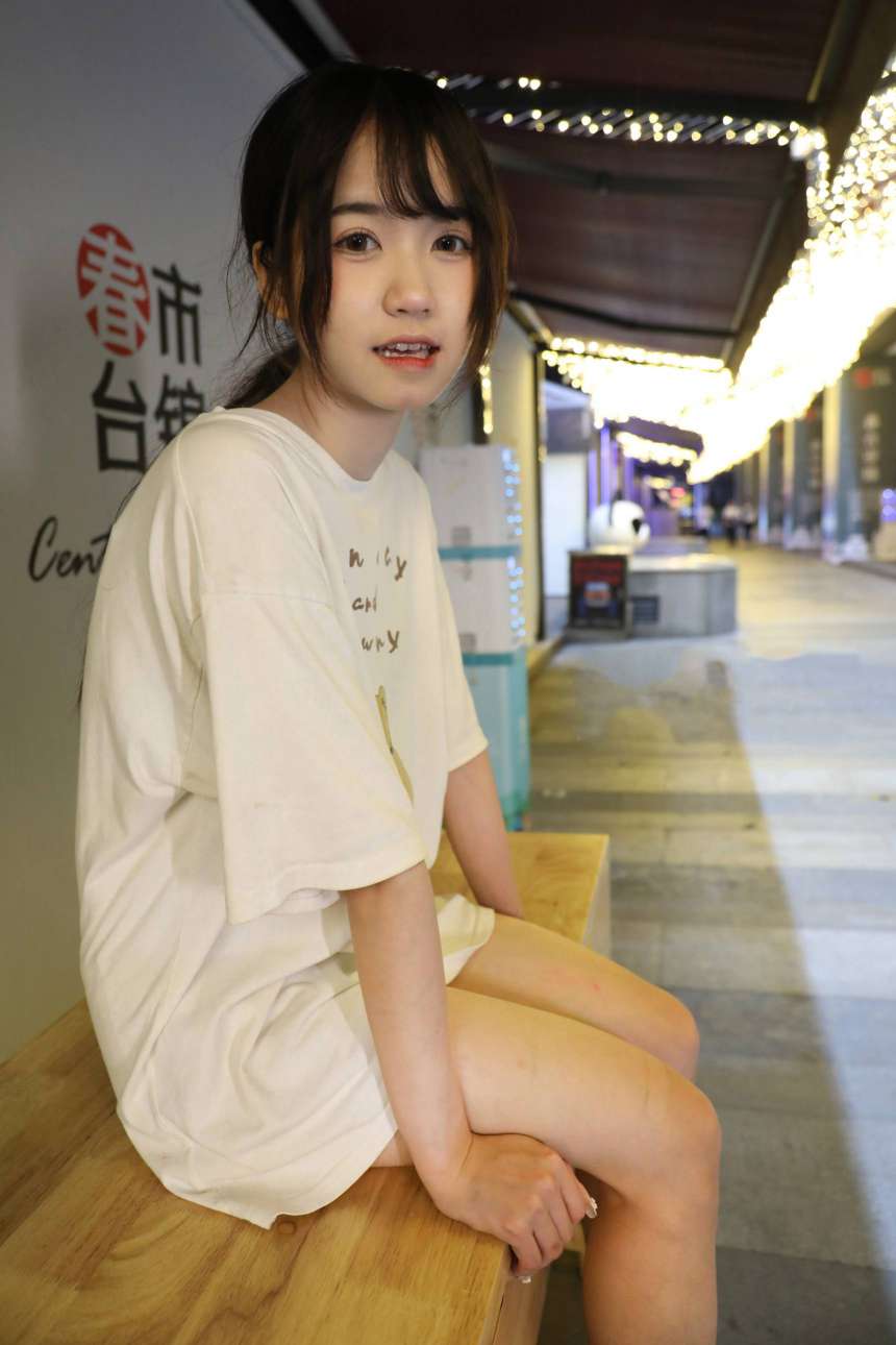 图片[4]-KTV里唱歌的长腿帆布鞋女孩【102P】20015-探姐姐