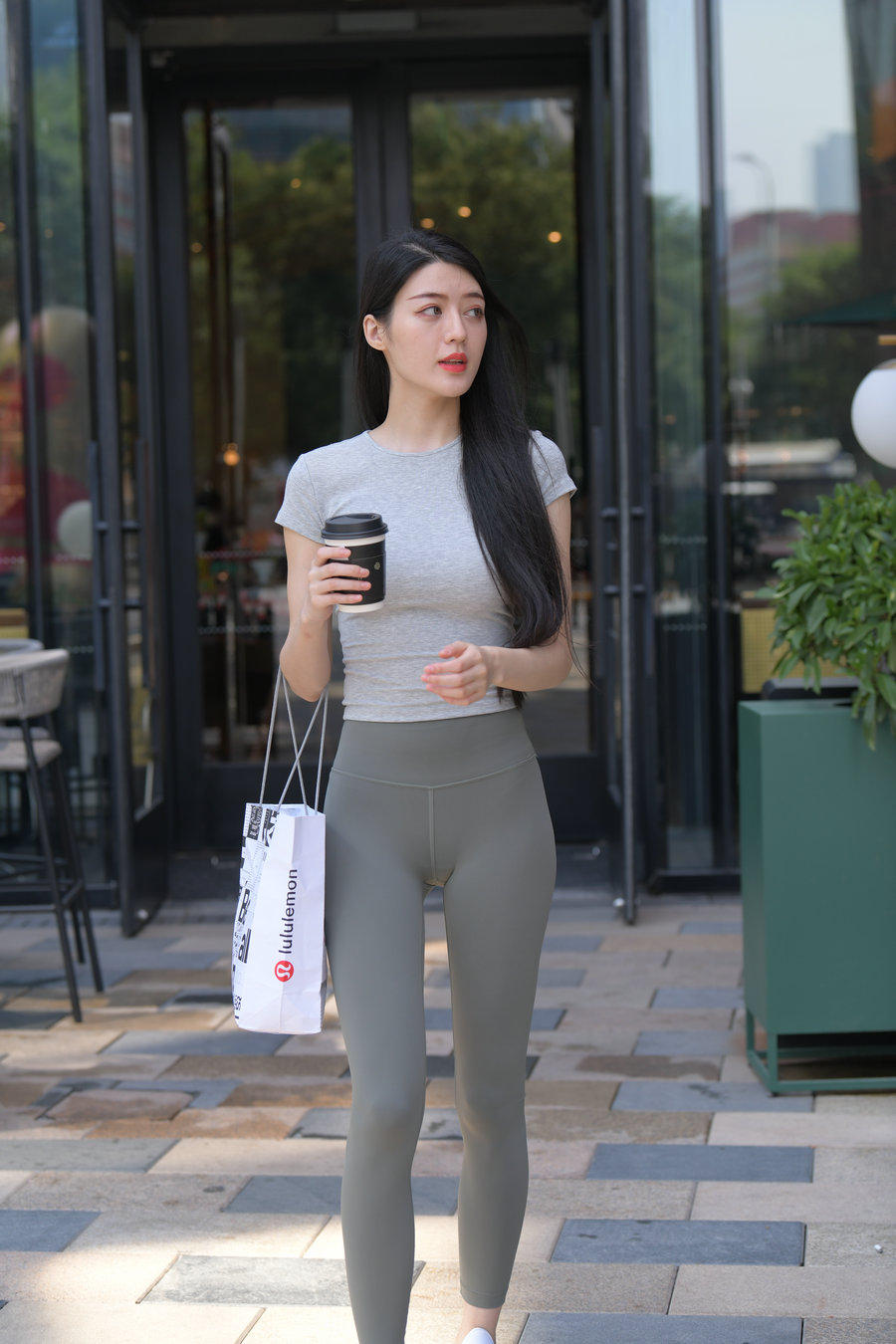 图片[4]-在外面逛街的瑜伽裤女孩J2240 449P1V-16.7GB-探姐姐