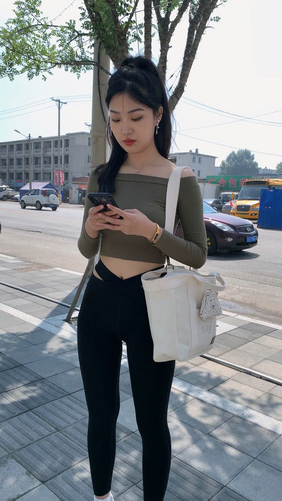 图片[1]-刚刚健身结束的高马尾瑜伽裤女孩J4111 MP4-8.97GB-探姐姐