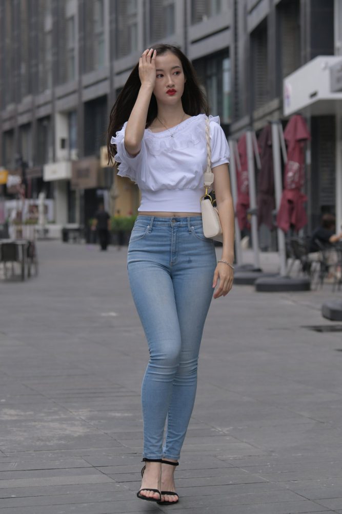 图片[1]-紧身牛仔裤女孩J2177 370P2V-19.4GB-探姐姐
