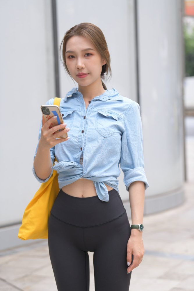 图片[1]-非常漂亮的瑜伽裤女孩J1990 733P1V-27.9GB-探姐姐