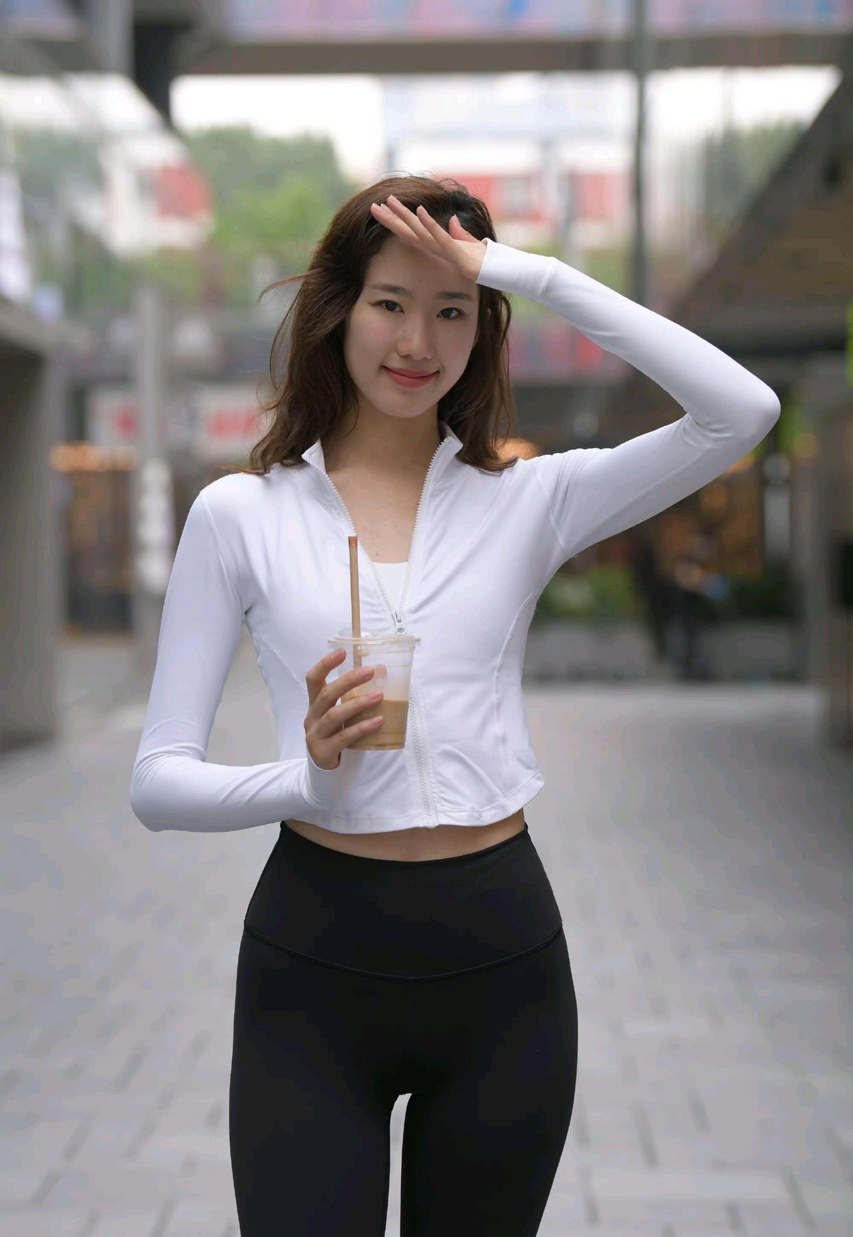 图片[4]-像刘亦菲的黑色瑜伽裤女孩J2237 340P1V-14.8GB-探姐姐