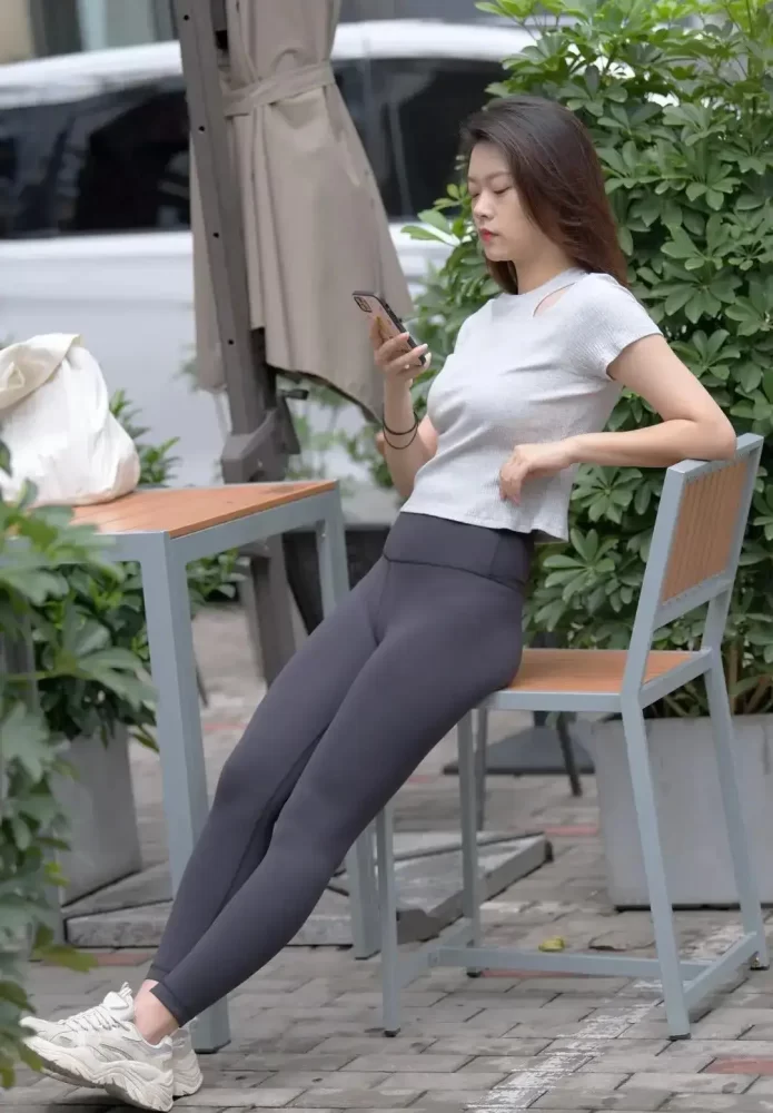 图片[4]-黑色瑜伽裤靓丽女孩J2200 905P1V-30.5GB-探姐姐
