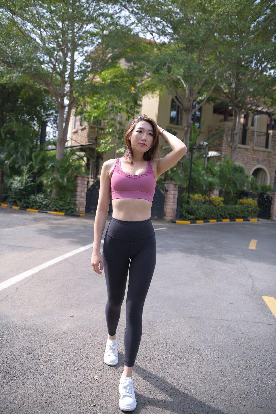 图片[1]-风情万种的瑜伽裤女人 J1531 375P5V-17.3GB-探姐姐