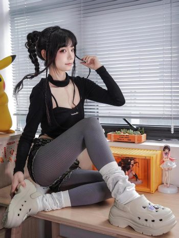 图片[9]-牛仔热裤+灰丝姑娘玩自拍-探姐姐